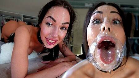 Дикий минет со слюной от красотки в ошейнике