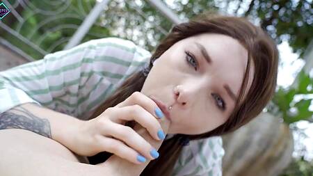 Сводная сестра - альтушка и ей хочется ебаться