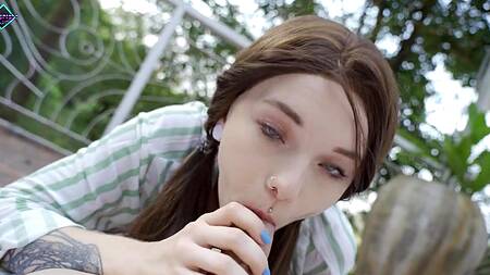 Сводная сестра - альтушка и ей хочется ебаться