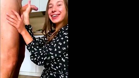 Борщи не главное, главное чтобы телка хорошо сосала