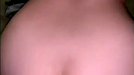 Поймала сводного брата за мастурбацией на трусики и предложила секс