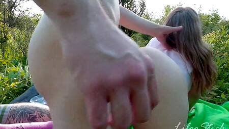 Поехали кататься на великах и трахнулись на природе