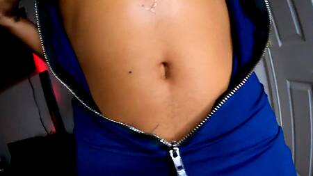 Если качать порно с торента, то можно трахнуть полицейскую