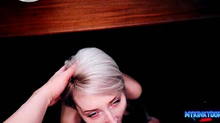 Никакого секс скандала, секретарша сама хочет сосать