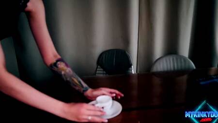 Никакого секс скандала, секретарша сама хочет сосать