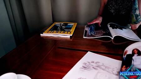 Никакого секс скандала, секретарша сама хочет сосать