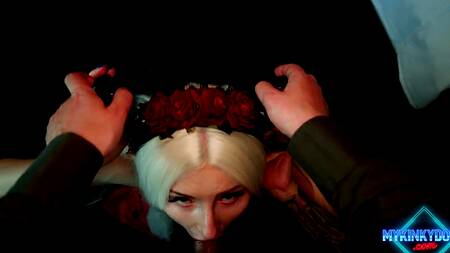 Косплеерша после комик-кона сосет член в гостинице