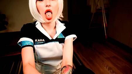 Девушка робот ублажает сексуальные фантазии хозяина