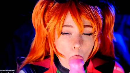 Косплей от рыжей красотки приводит к жаркой ебли