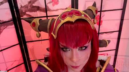 Шикарный косплей и развратный секс от красотки с рыжими волосами