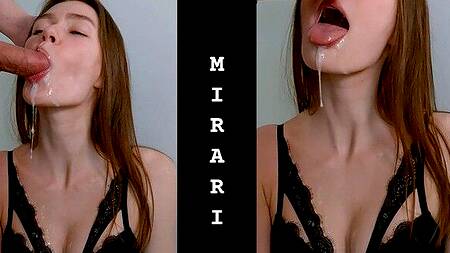 Милашка в сексуальном белье хочет принять сперму на лицо