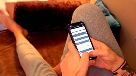 Пообещал выебать подругу, а она взяла и пришла