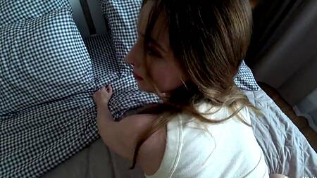 Сводный братик, я застряла, мену нужно выебать...ой, вытянуть