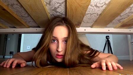 Сводный братик, я застряла, мену нужно выебать...ой, вытянуть