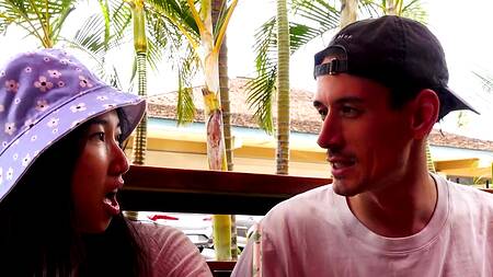 Сразу достопримечательности, а потом секс с азиаткой