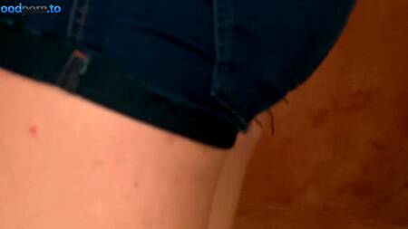 Сексуальный ретрит в джакузи с еблей во все дырки