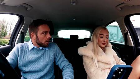 Познакомилась с братом парня и трахнулась с ним в первый же день