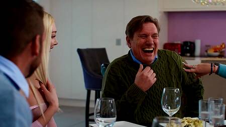 Познакомилась с братом парня и трахнулась с ним в первый же день