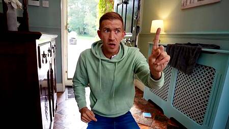 У подруги сексуальная жопа, парень хочет её поиметь