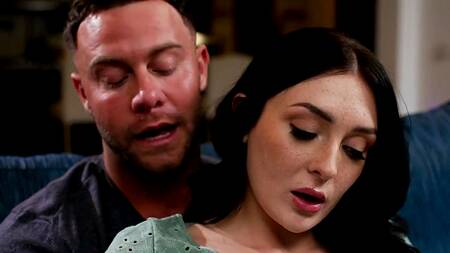 Беременная жена не может трахаться, зато может её подруга