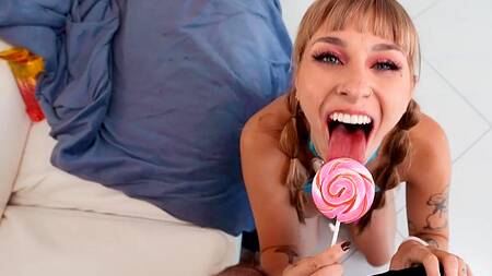 Попку перед диким сексом лучше всего разрабатывает анальная цыпочку