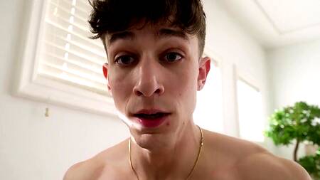 Незачем выбирать, если можно трахнать девушку и её мамку