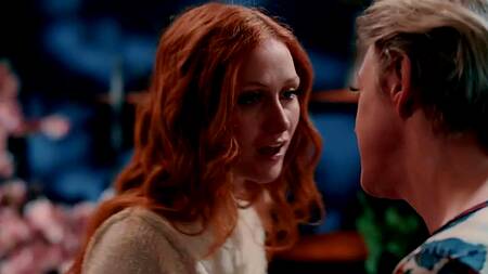 Рыженькая худышка не догадывалась, что она лесбиянка