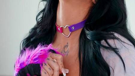 Девка фурри увлекается квадробикой и страстным сексом