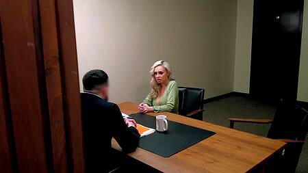 Если хочешь работу учительницы, то нужно потрахаться