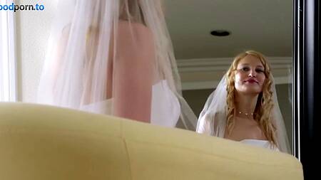 Развратная мать невесты соблазняет на еблю молодого жениха