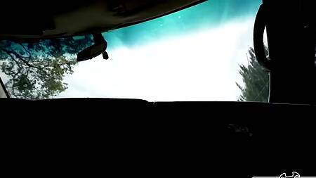 Милая заучка в очках ебется в жопу после универа