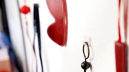 Босс оказался БДСМщиком, который поимел татуированную милфу