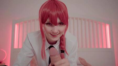 Рыженькая анимешница сладко сосет член и садится на лицо парня