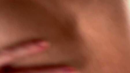 Милая девственница в очках готова заняться сексом