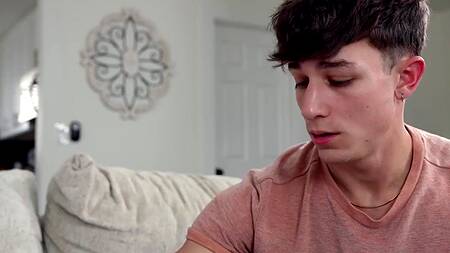 Жаркой мачехе нравится большой член пасынка