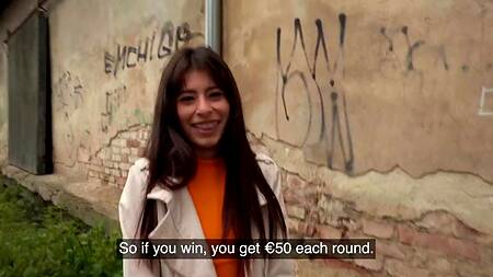 Привел худышку к своему секс-фургону и там её трахнул