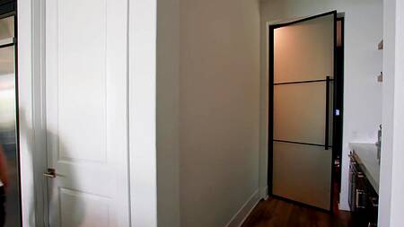 Младший брат мужа настоящий хулиган, и ебется он хорошо