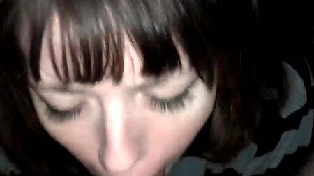 Сосёт член как богиня