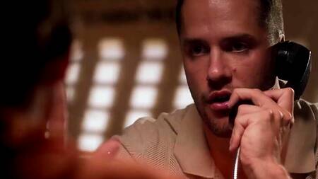 Азиатка смогла трахнуться в тюрьме со своим парнем