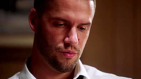 Хитрая жена ебется с детективом, чтобы скрыть свои измены