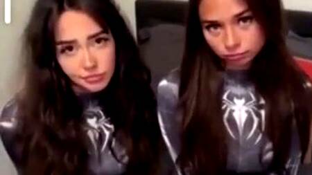 Sophie Rain (Софи Рейн) онлифанщица в костюме человека паука