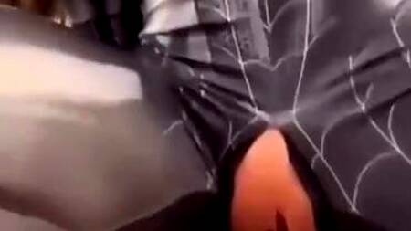 Sophie Rain (Софи Рейн) онлифанщица в костюме человека паука