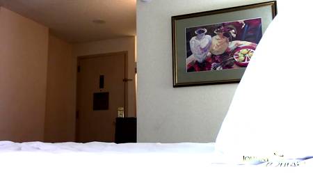 Чувак гоняет языком по пизде перед долгим сексом с няшной подругой