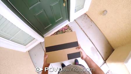 Нежный секс с красавицей от первого лица