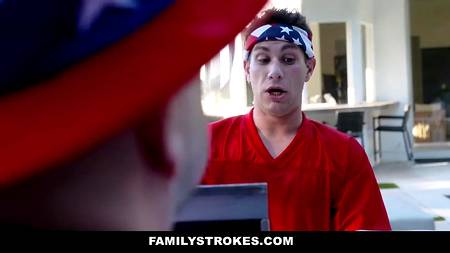 Оттраханные на природе сучки заслужили окончание им на лицо