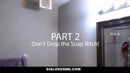 Ловелас посадил на хуй освободившеюся из трюмы девку