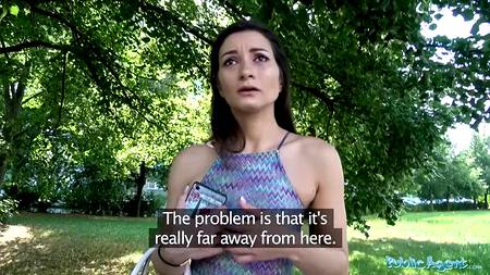 Жопастая девушка заработала пиздой прилично деньжат