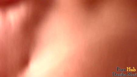 Парнишка нежно вставил своей малышке пульсирующей хер