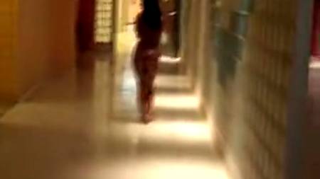 Поимел в солярии незнакомую телку.