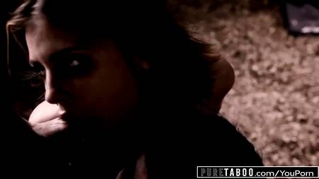 Похищенные подружки оттрахали и обезвредили похотливого фермера